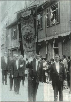 rohsinn-Fahne beim Festzug zum Stadtjubilum 1964