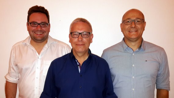 Neuer Pressesprecher David Görge, 1. Vorsitzender Stephan Remes, Neuer 2. Vorsitzender Jens Landefeld Neuer Pressesprecher David Görge, 1. Vorsitzender Stephan Remes, Neuer 2. Vorsitzender Jens Landefeld